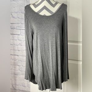 APT 9 ✨ Grey Long Sleeve ✨ XL